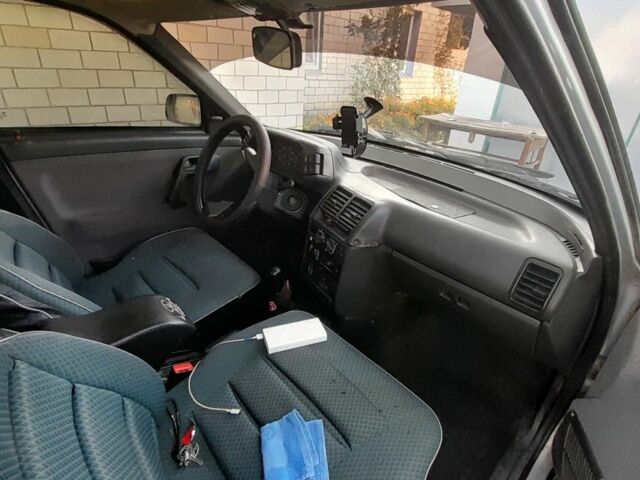 Серый ВАЗ 2110, объемом двигателя 1.5 л и пробегом 150 тыс. км за 1600 $, фото 4 на Automoto.ua