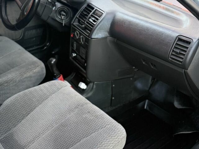 Серый ВАЗ 2110, объемом двигателя 1.5 л и пробегом 175 тыс. км за 1499 $, фото 13 на Automoto.ua