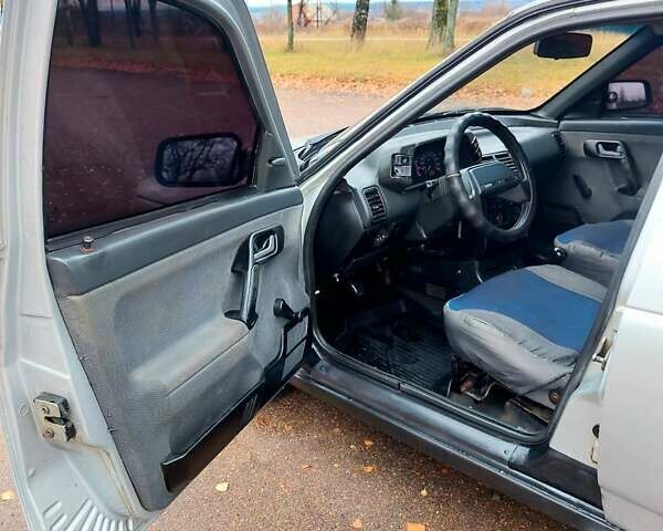 Сірий ВАЗ 2110, об'ємом двигуна 1.5 л та пробігом 317 тис. км за 1900 $, фото 16 на Automoto.ua