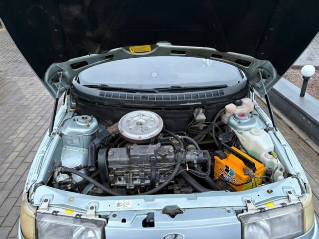 Сірий ВАЗ 2110, об'ємом двигуна 1.5 л та пробігом 288 тис. км за 1537 $, фото 7 на Automoto.ua