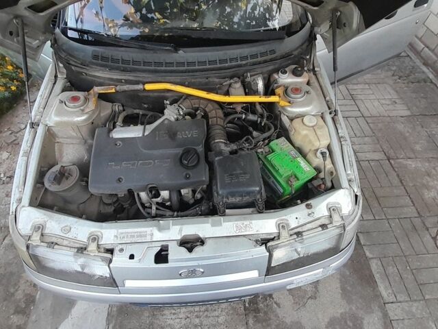 Серый ВАЗ 2110, объемом двигателя 1.5 л и пробегом 150 тыс. км за 1600 $, фото 1 на Automoto.ua