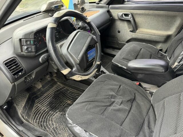 Серый ВАЗ 2110, объемом двигателя 1.5 л и пробегом 222 тыс. км за 1450 $, фото 5 на Automoto.ua