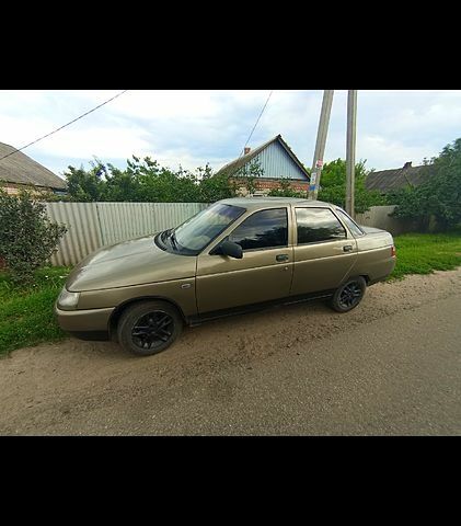 Серый ВАЗ 2110, объемом двигателя 1.5 л и пробегом 0 тыс. км за 900 $, фото 1 на Automoto.ua
