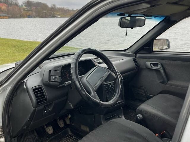 Серый ВАЗ 2110, объемом двигателя 1.5 л и пробегом 400 тыс. км за 600 $, фото 4 на Automoto.ua