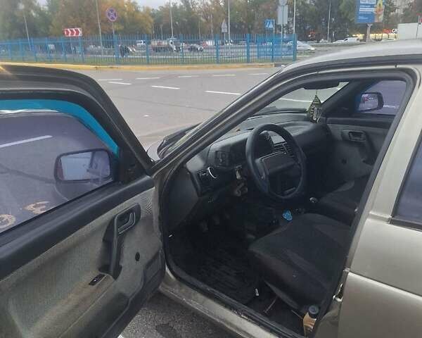 Серый ВАЗ 2110, объемом двигателя 1.5 л и пробегом 285 тыс. км за 2100 $, фото 19 на Automoto.ua