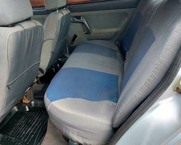 Сірий ВАЗ 2110, об'ємом двигуна 1.5 л та пробігом 317 тис. км за 1900 $, фото 22 на Automoto.ua