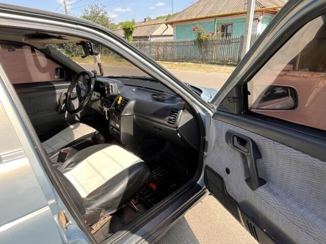 Сірий ВАЗ 2110, об'ємом двигуна 1.5 л та пробігом 172 тис. км за 2200 $, фото 6 на Automoto.ua