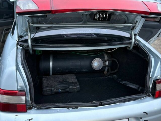 Сірий ВАЗ 2110, об'ємом двигуна 1.5 л та пробігом 288 тис. км за 1537 $, фото 6 на Automoto.ua