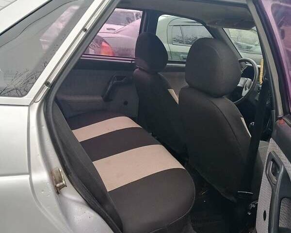 Серый ВАЗ 2110, объемом двигателя 1.5 л и пробегом 180 тыс. км за 1900 $, фото 3 на Automoto.ua