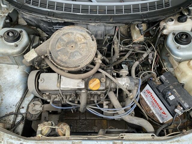 Серый ВАЗ 2110, объемом двигателя 1.5 л и пробегом 212 тыс. км за 1200 $, фото 6 на Automoto.ua