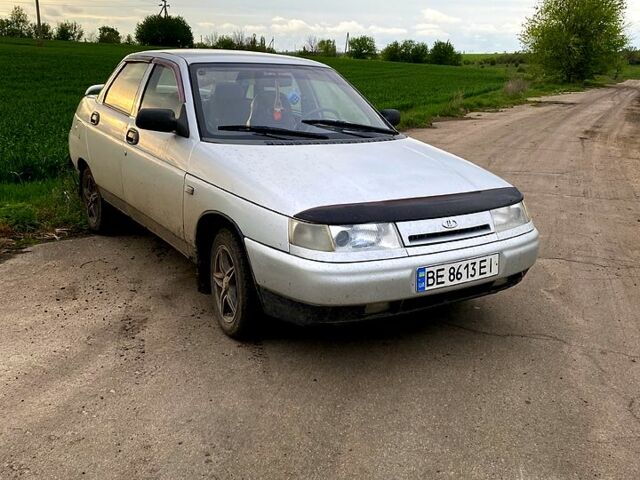 Серый ВАЗ 2110, объемом двигателя 1.5 л и пробегом 200 тыс. км за 2500 $, фото 3 на Automoto.ua