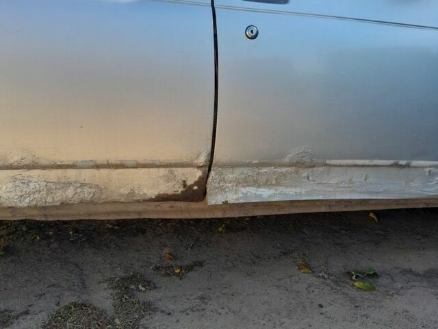 Сірий ВАЗ 2110, об'ємом двигуна 1.5 л та пробігом 216 тис. км за 883 $, фото 3 на Automoto.ua