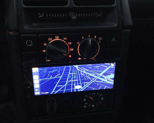 Серый ВАЗ 2110, объемом двигателя 1.5 л и пробегом 330 тыс. км за 1000 $, фото 12 на Automoto.ua