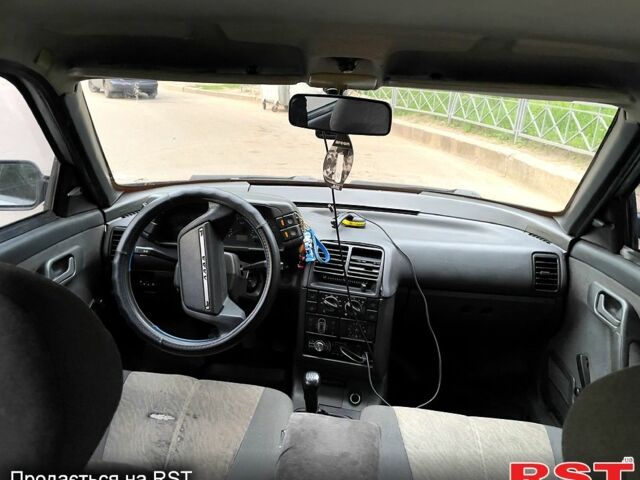 Серый ВАЗ 2110, объемом двигателя 1.5 л и пробегом 283 тыс. км за 1100 $, фото 5 на Automoto.ua