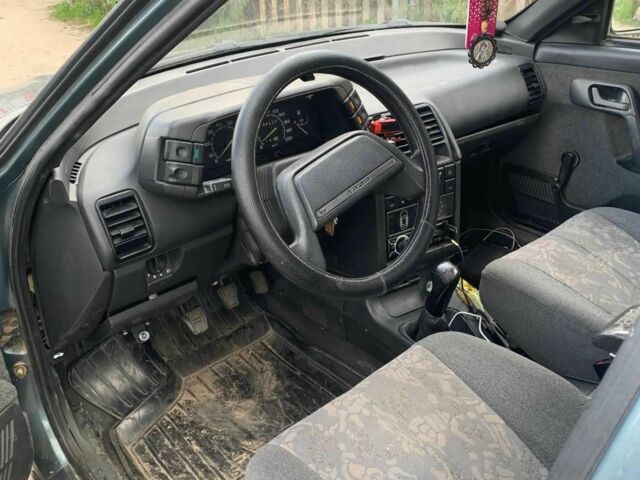 Серый ВАЗ 2110, объемом двигателя 1.5 л и пробегом 271 тыс. км за 1050 $, фото 6 на Automoto.ua