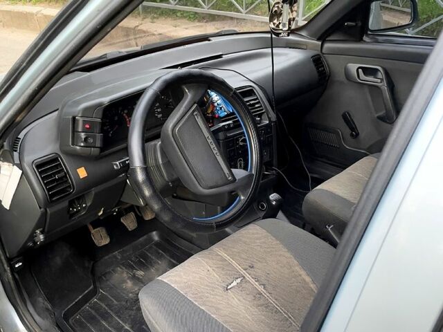 Серый ВАЗ 2110, объемом двигателя 1.5 л и пробегом 283 тыс. км за 1100 $, фото 3 на Automoto.ua