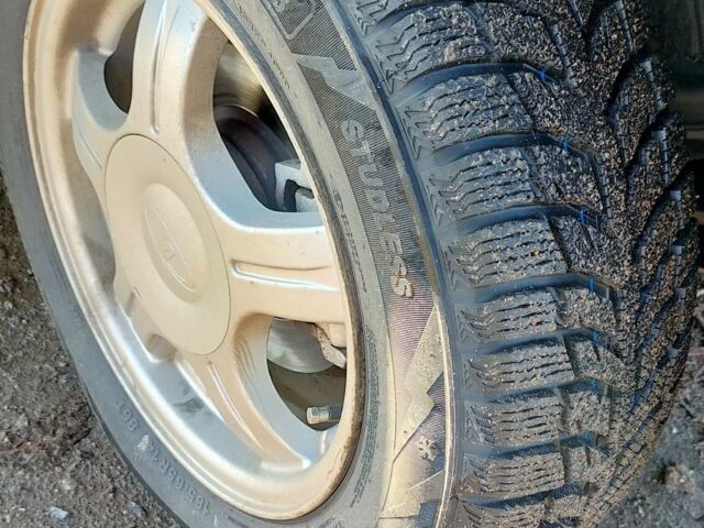 Серый ВАЗ 2110, объемом двигателя 1.5 л и пробегом 150 тыс. км за 1429 $, фото 3 на Automoto.ua