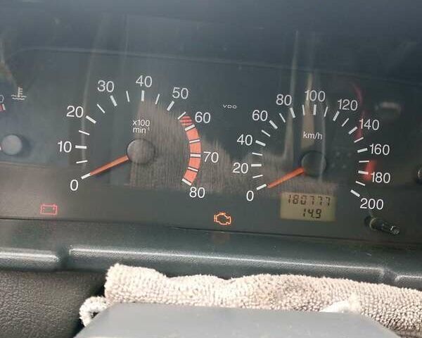 Сірий ВАЗ 2110, об'ємом двигуна 1.5 л та пробігом 180 тис. км за 1600 $, фото 5 на Automoto.ua