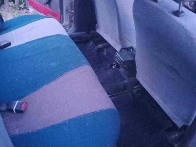 Серый ВАЗ 2110, объемом двигателя 1.5 л и пробегом 173 тыс. км за 1000 $, фото 2 на Automoto.ua