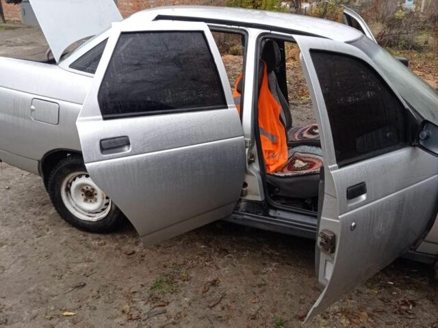 Серый ВАЗ 2110, объемом двигателя 1.5 л и пробегом 200 тыс. км за 1500 $, фото 3 на Automoto.ua