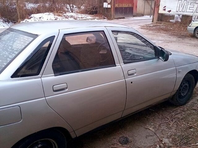 Серый ВАЗ 2110, объемом двигателя 1.5 л и пробегом 300 тыс. км за 1500 $, фото 1 на Automoto.ua