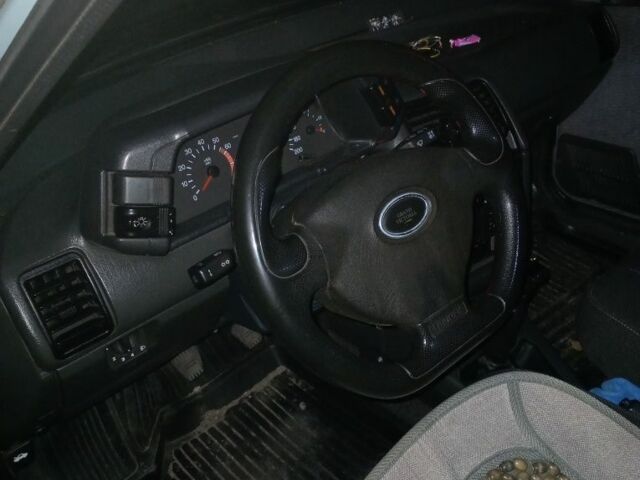 Сірий ВАЗ 2110, об'ємом двигуна 1.5 л та пробігом 265 тис. км за 1100 $, фото 13 на Automoto.ua