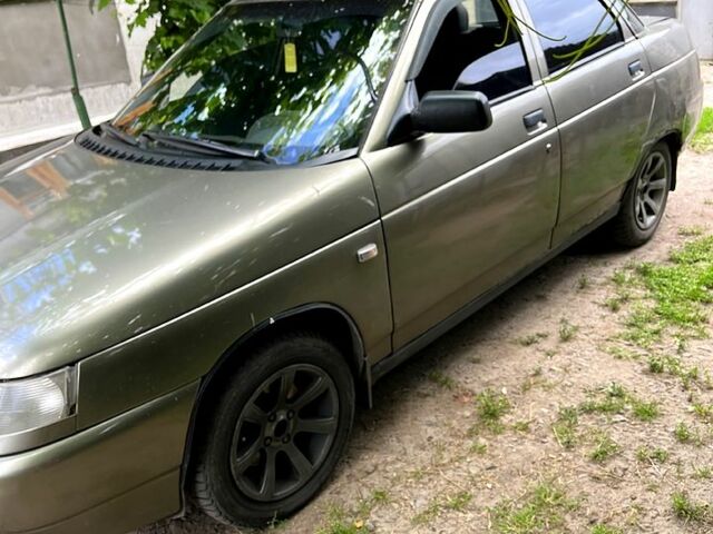 Серый ВАЗ 2110, объемом двигателя 1.5 л и пробегом 260 тыс. км за 1300 $, фото 1 на Automoto.ua