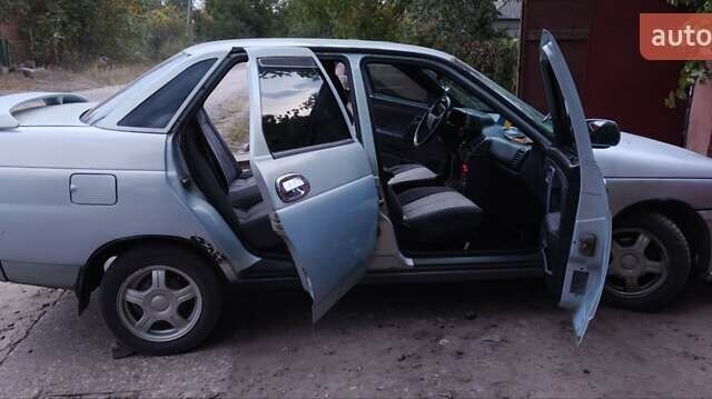 Серый ВАЗ 2110, объемом двигателя 1.5 л и пробегом 230 тыс. км за 1350 $, фото 2 на Automoto.ua
