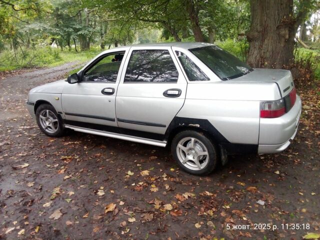 Серый ВАЗ 2110, объемом двигателя 1.5 л и пробегом 1 тыс. км за 1150 $, фото 4 на Automoto.ua
