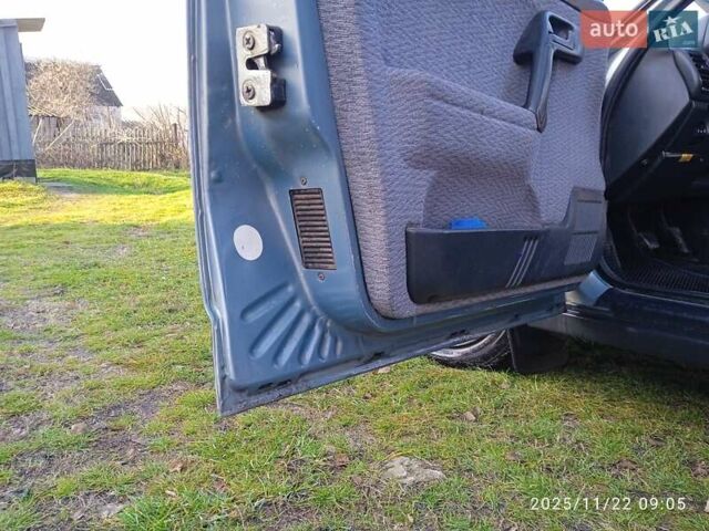 Серый ВАЗ 2110, объемом двигателя 1.5 л и пробегом 340 тыс. км за 2000 $, фото 25 на Automoto.ua