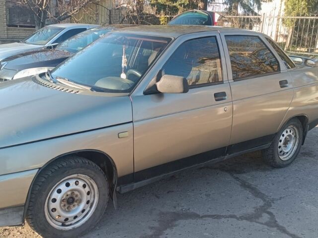 Серый ВАЗ 2110, объемом двигателя 1.5 л и пробегом 223 тыс. км за 1450 $, фото 2 на Automoto.ua