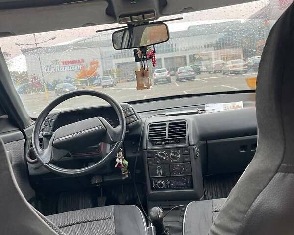 Серый ВАЗ 2110, объемом двигателя 1.6 л и пробегом 300 тыс. км за 1700 $, фото 3 на Automoto.ua