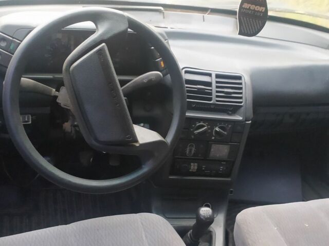 ВАЗ 2110 2002 в Кропивницком (Кировограде) на Automoto.ua Серый ВАЗ 2110, объемом двигателя 1.5 л и пробегом 1 тыс. км за 594 $, фото 7 на Automoto.ua