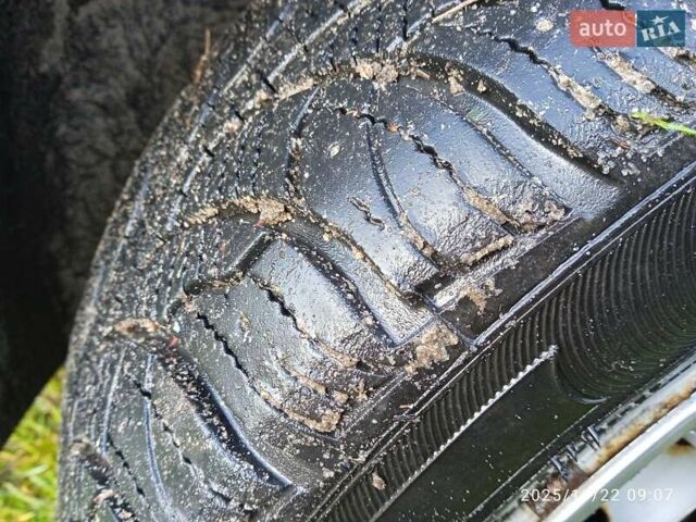 Серый ВАЗ 2110, объемом двигателя 1.5 л и пробегом 340 тыс. км за 2000 $, фото 7 на Automoto.ua