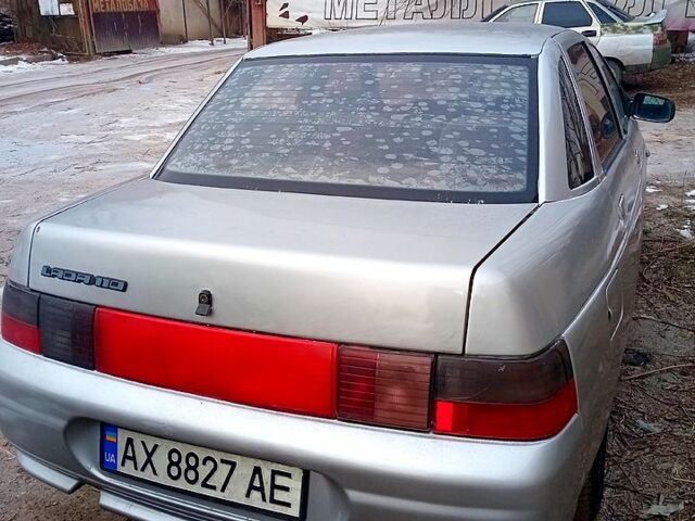 Серый ВАЗ 2110, объемом двигателя 1.5 л и пробегом 300 тыс. км за 1500 $, фото 3 на Automoto.ua