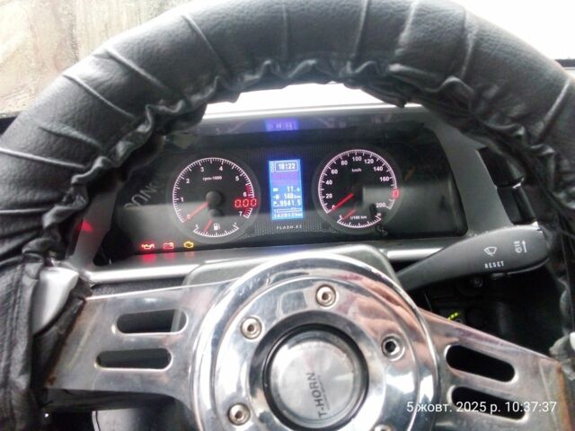 Серый ВАЗ 2110, объемом двигателя 1.5 л и пробегом 1 тыс. км за 1150 $, фото 13 на Automoto.ua