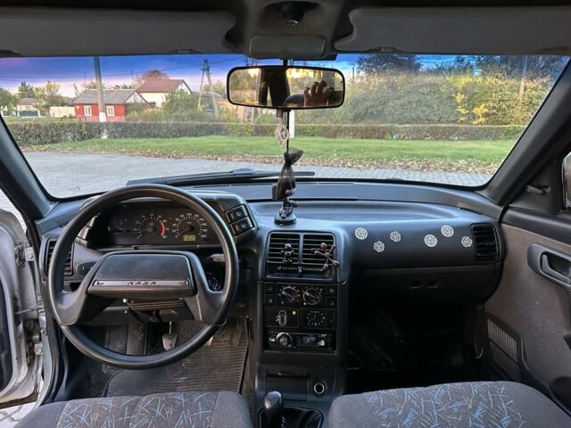 ВАЗ 2110 2002 в Иваничи на Automoto.ua Серый ВАЗ 2110, объемом двигателя 1.5 л и пробегом 218 тыс. км за 900 $, фото 3 на Automoto.ua