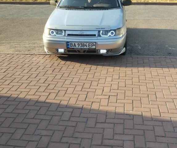 Серый ВАЗ 2110, объемом двигателя 1.5 л и пробегом 2 тыс. км за 2500 $, фото 1 на Automoto.ua