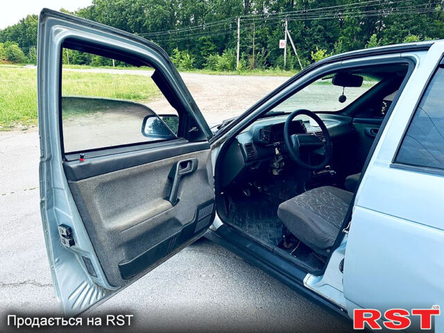 Сірий ВАЗ 2110, об'ємом двигуна 1.5 л та пробігом 200 тис. км за 1100 $, фото 4 на Automoto.ua