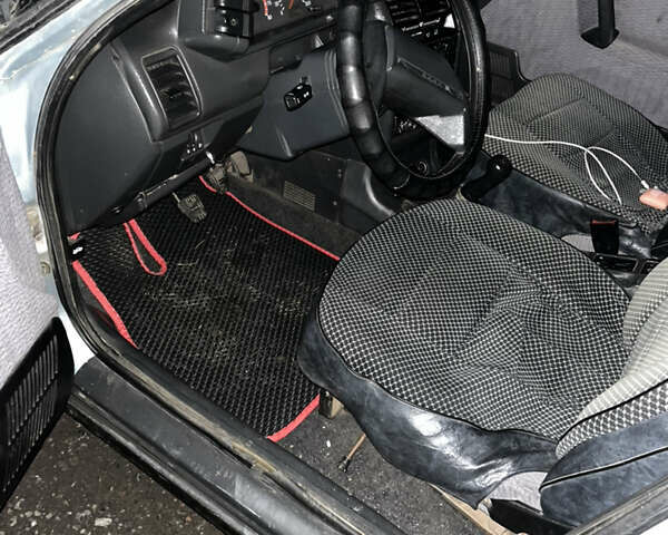 Серый ВАЗ 2110, объемом двигателя 1.5 л и пробегом 140 тыс. км за 1487 $, фото 3 на Automoto.ua
