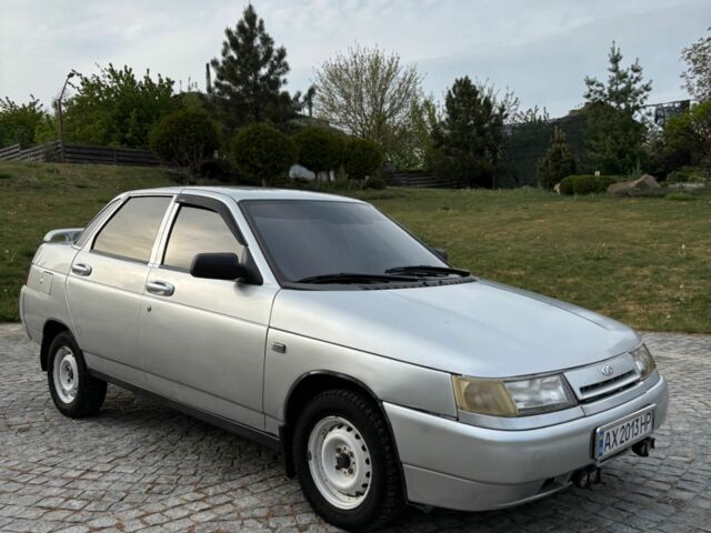 Сірий ВАЗ 2110, об'ємом двигуна 1.5 л та пробігом 263 тис. км за 1999 $, фото 1 на Automoto.ua