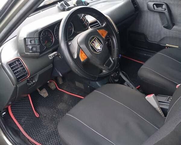 Серый ВАЗ 2110, объемом двигателя 1.5 л и пробегом 232 тыс. км за 2300 $, фото 6 на Automoto.ua