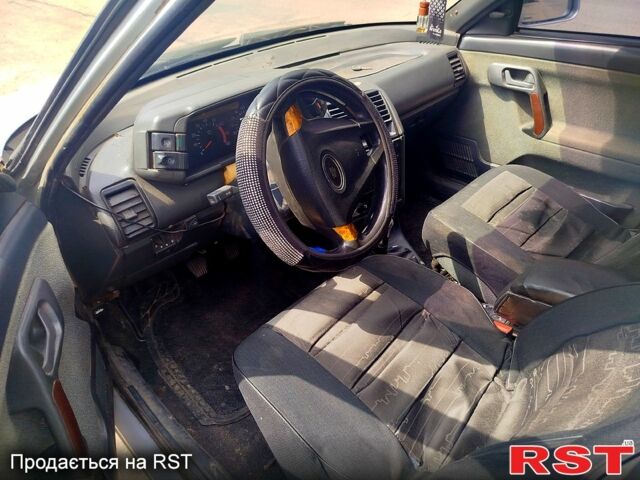 Сірий ВАЗ 2110, об'ємом двигуна 1.5 л та пробігом 240 тис. км за 1000 $, фото 6 на Automoto.ua