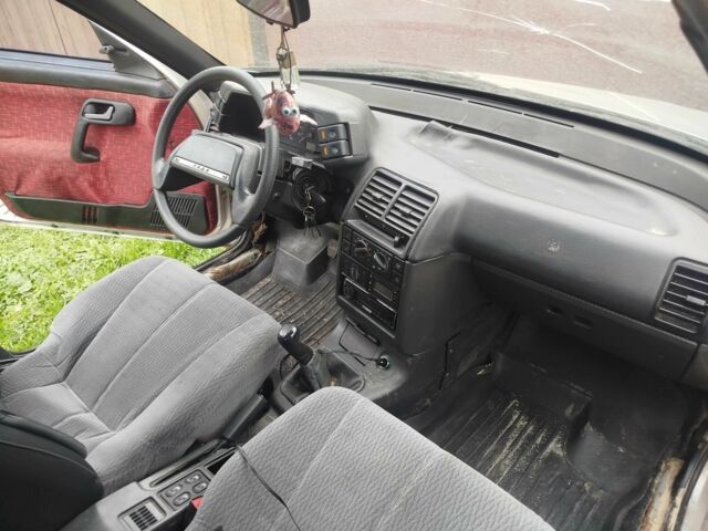 Сірий ВАЗ 2110, об'ємом двигуна 1.5 л та пробігом 242 тис. км за 461 $, фото 6 на Automoto.ua
