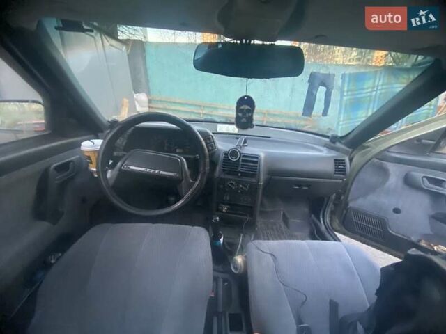 Сірий ВАЗ 2110, об'ємом двигуна 1.5 л та пробігом 307 тис. км за 1300 $, фото 3 на Automoto.ua