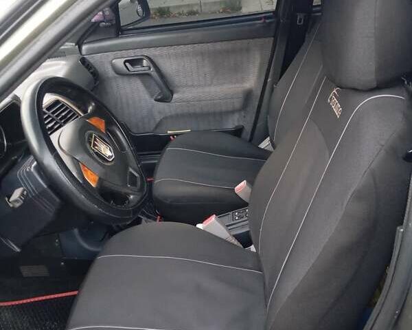 Серый ВАЗ 2110, объемом двигателя 1.5 л и пробегом 232 тыс. км за 2300 $, фото 7 на Automoto.ua