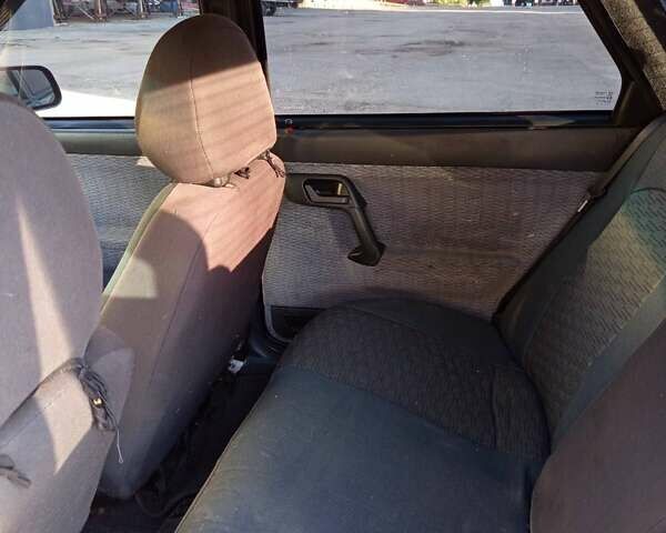 Серый ВАЗ 2110, объемом двигателя 1.5 л и пробегом 100 тыс. км за 2700 $, фото 4 на Automoto.ua