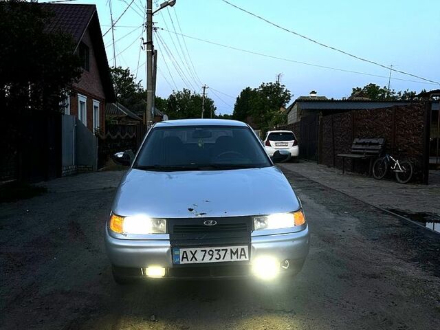 Серый ВАЗ 2110, объемом двигателя 1.5 л и пробегом 200 тыс. км за 950 $, фото 2 на Automoto.ua