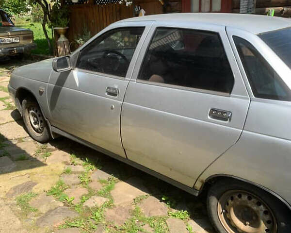 Серый ВАЗ 2110, объемом двигателя 1.5 л и пробегом 280 тыс. км за 1200 $, фото 4 на Automoto.ua