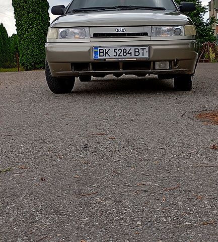 Серый ВАЗ 2110, объемом двигателя 1.5 л и пробегом 300 тыс. км за 1550 $, фото 4 на Automoto.ua